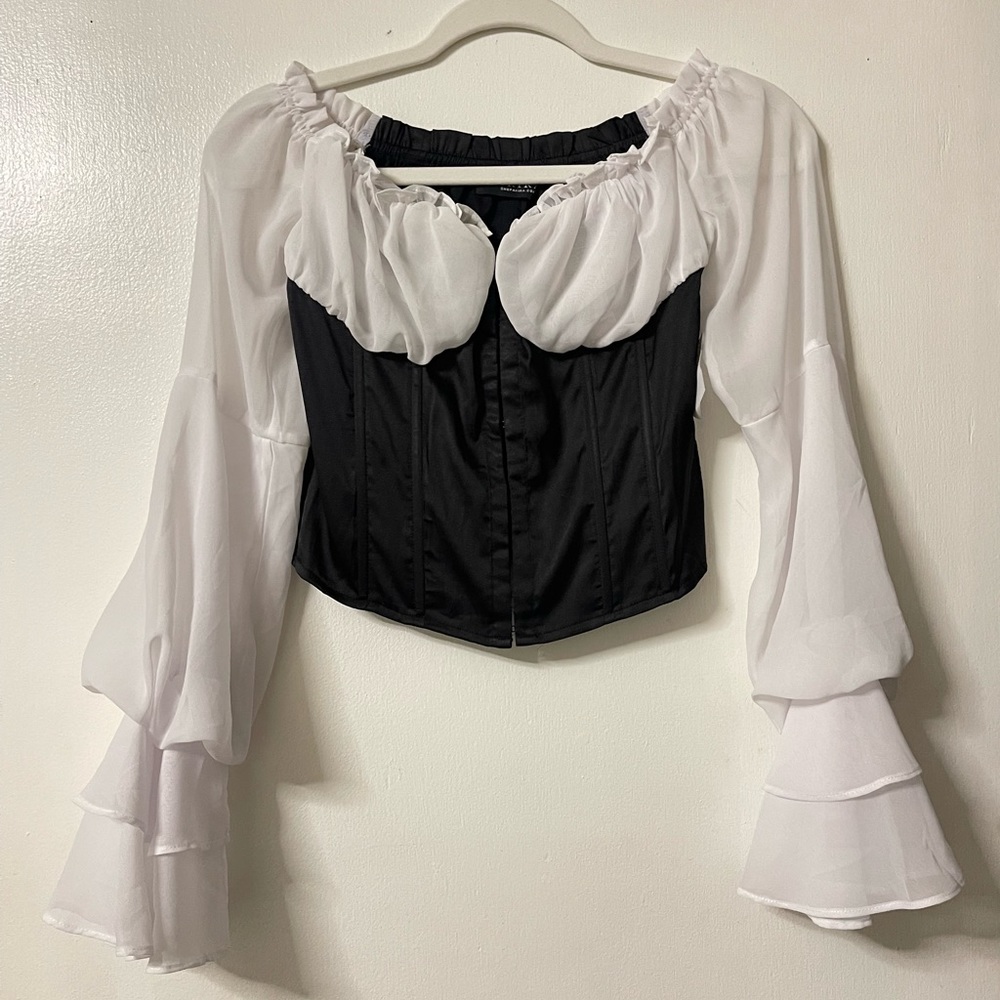 ✨BRAND NEW✨ AKIRA Black White Satin Corset with Chiffon Sleeves Size M